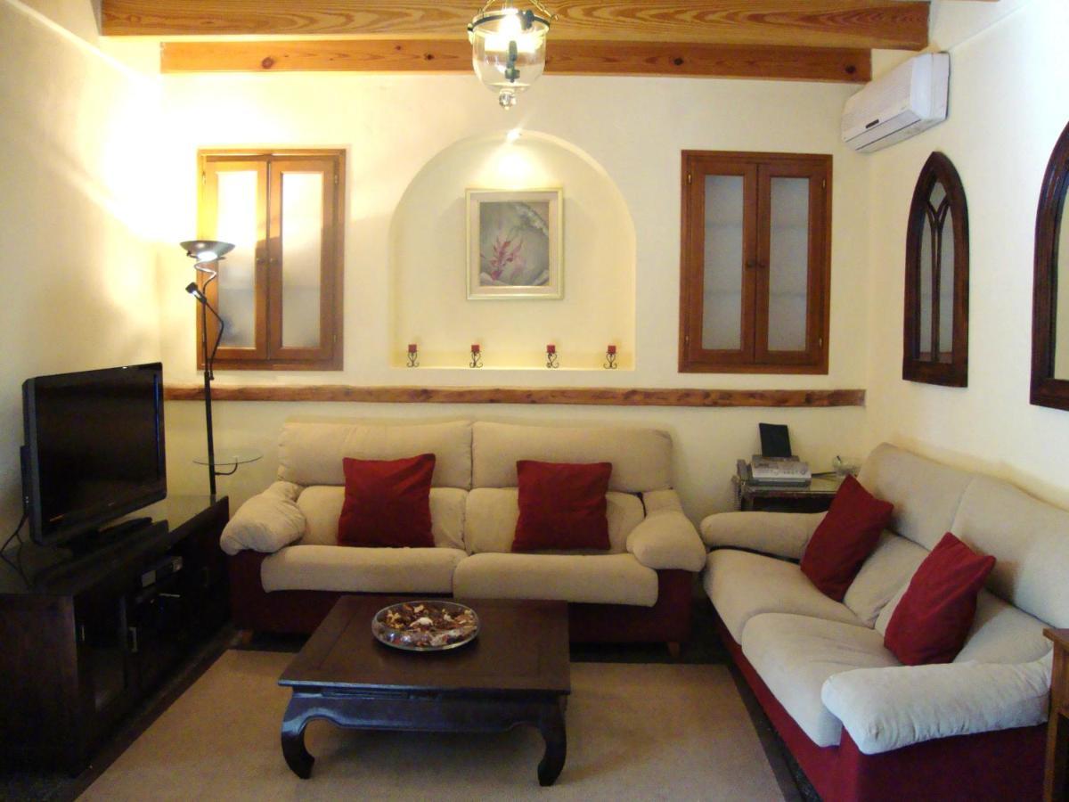 Villa Maria, Bonita Casa Con Jardin Y Piscina Privada En أندراتكس المظهر الخارجي الصورة